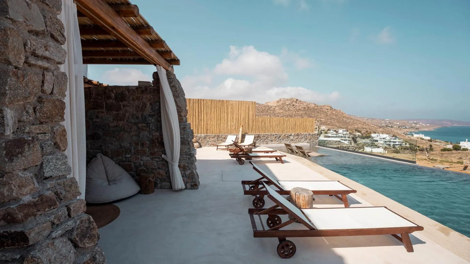 M-Vibes Mykonos Suites カラファティス 0*,  ギリシャ